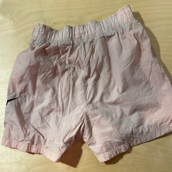 Nike Women's Pink Shorts Medium (HM) - Picture 5 of 7